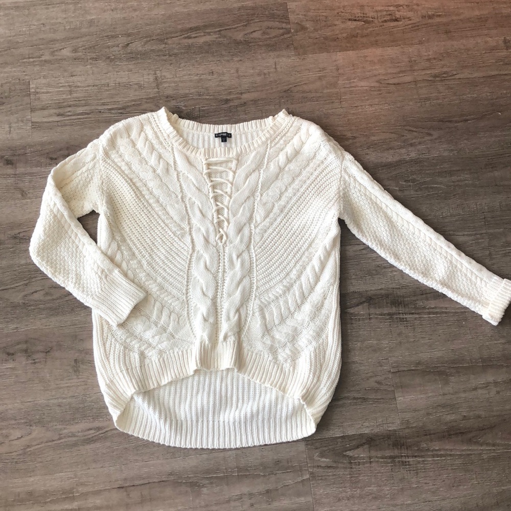 Cable knit lace up sweater